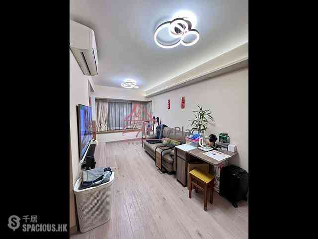 Sheung Wan - Queen's Terrace Block 2 02