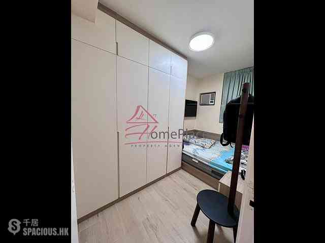 Sheung Wan - Queen's Terrace Block 2 05
