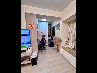 Sheung Wan - Queen's Terrace Block 2 06
