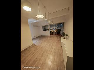 Wan Chai - Tung Kai Building 03