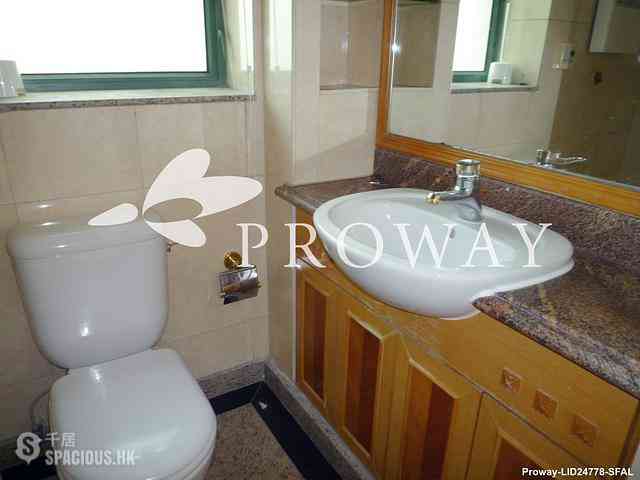 Pok Fu Lam - Royalton Phase 2 11