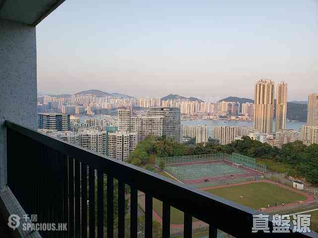 Quarry Bay - Kornhill Block G 18