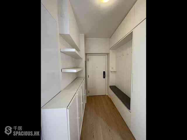 Sheung Wan - Welland Building 02