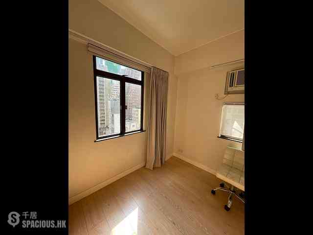 Sheung Wan - Welland Building 05