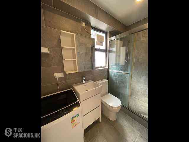 Sheung Wan - Welland Building 07