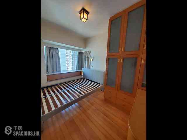 Tai Kok Tsui - Park Avenue Phase 1 Block 9 04