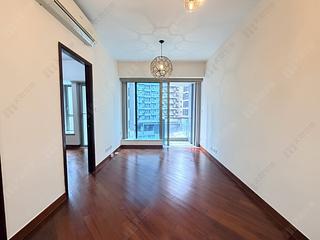 Wan Chai - The Avenue Phase 1 Block 5 04