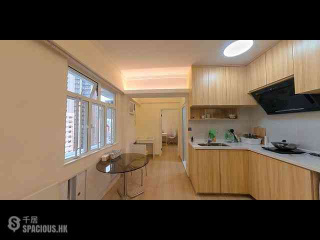 Sai Ying Pun - Hing Hon Building 01