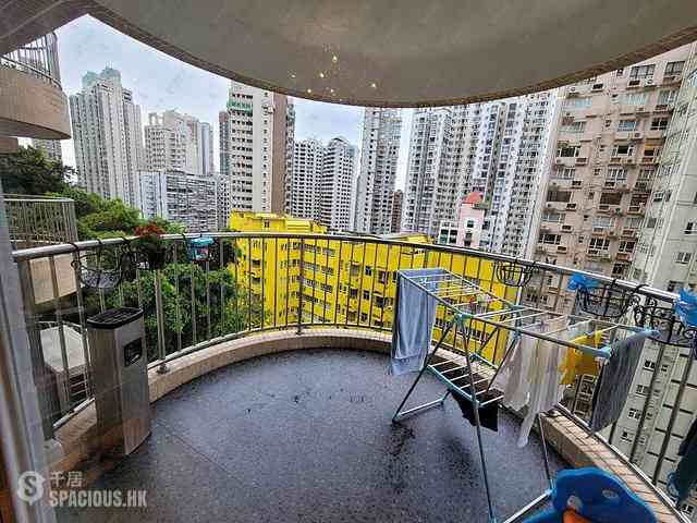 Mid Levels Central - Pearl Gardens Block EF 04