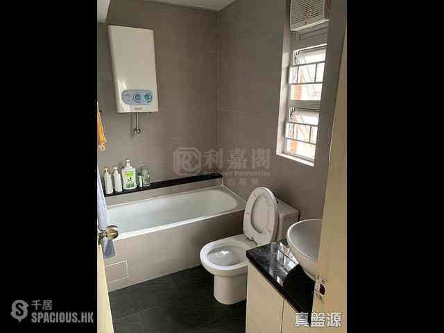 Tai Wai - Greenview Garden Block C 11