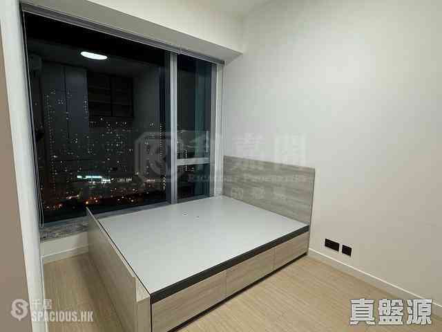 Tseung Kwan O - The Parkside Block 1A 05