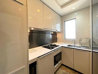 Tung Chung - Century Link Phase 2 Tower 2A 05