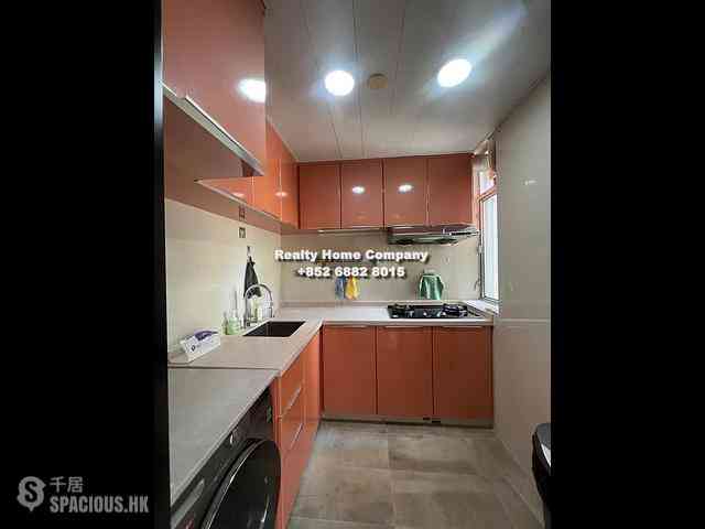 Sai Wan Ho - Lei King Wan Sites B Block 6 Yat Hong Mansion 03