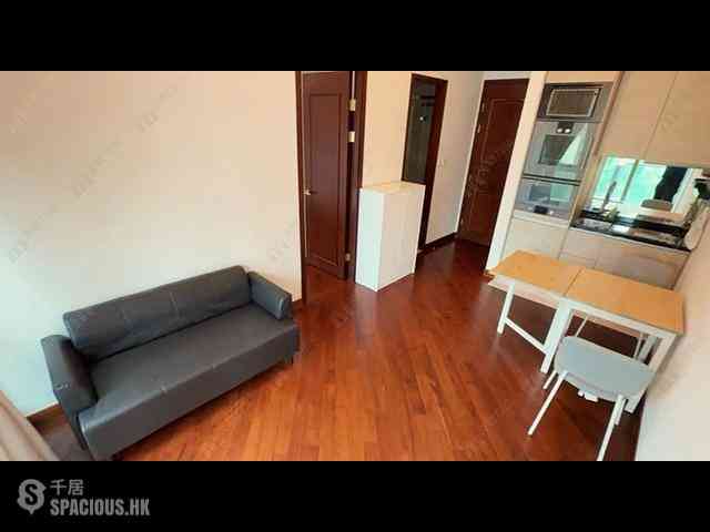 Wan Chai - The Avenue Phase 2 Block 1 02