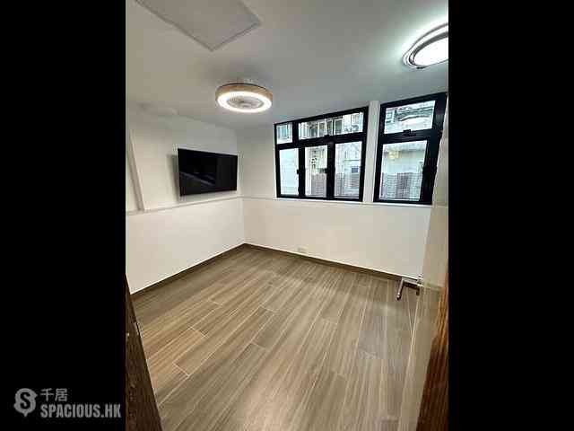 Poho - 238, Hollywood Road 07