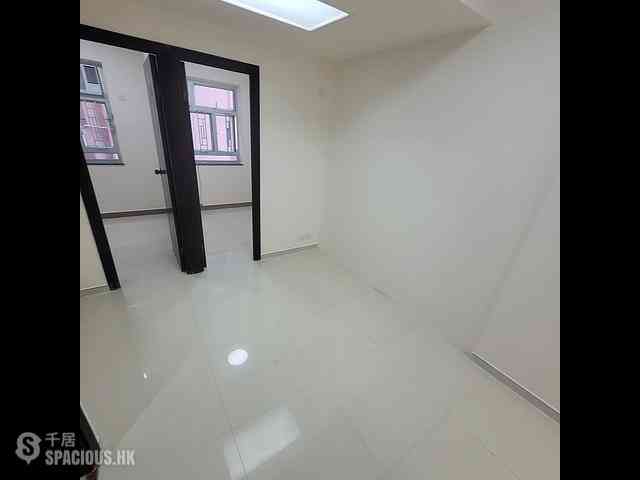 Mong Kok - Kwong Yu Building 03