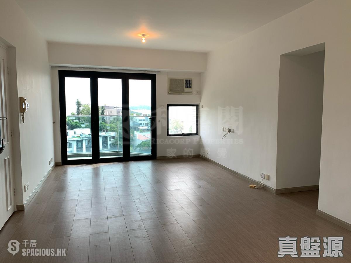 Repulse Bay - Grand Garden Block 2 01
