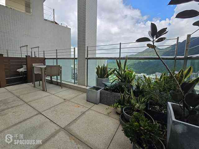 Tung Chung - Tung Chung Crescent 05