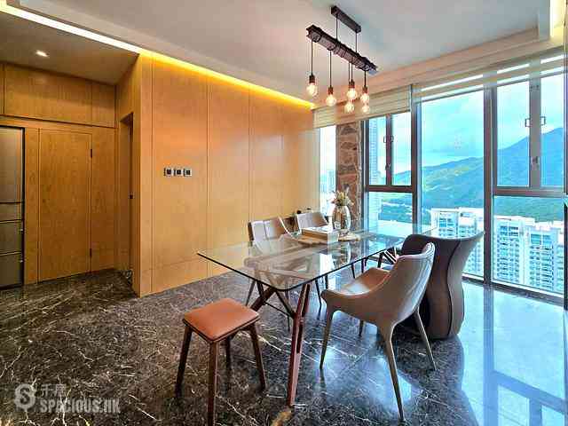 Tung Chung - Tung Chung Crescent 19