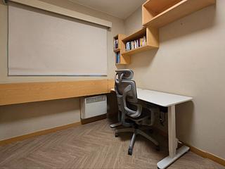 Tung Chung - Tung Chung Crescent 23