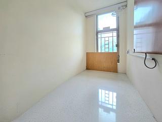 Tung Chung - Tung Chung Crescent 31