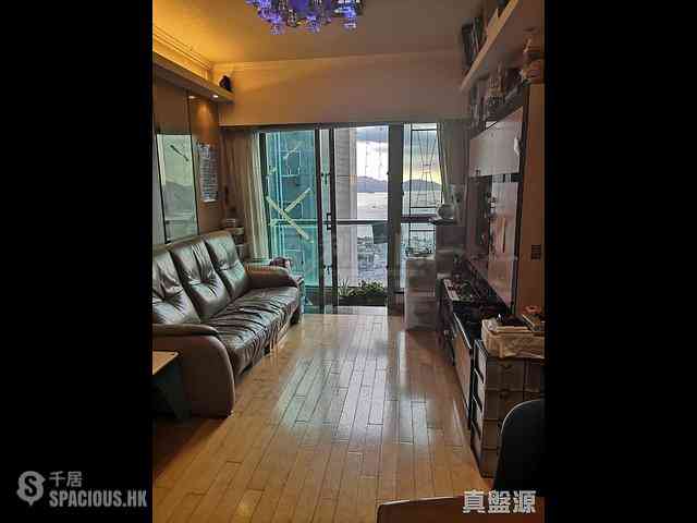 Tsim Sha Tsui - The Victoria Towers Tower 3 07