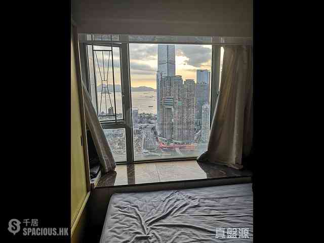 Tsim Sha Tsui - The Victoria Towers Tower 3 08