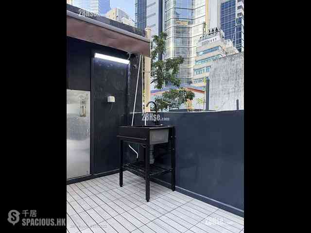 Central - 15, Peel Street 15