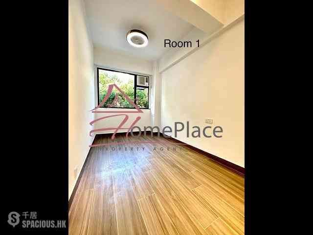 Poho - 238, Hollywood Road 03