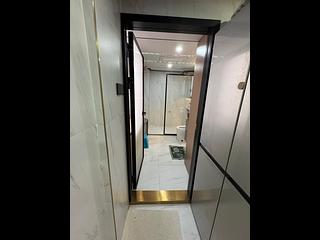 Wan Chai - Yau Tak Building 05