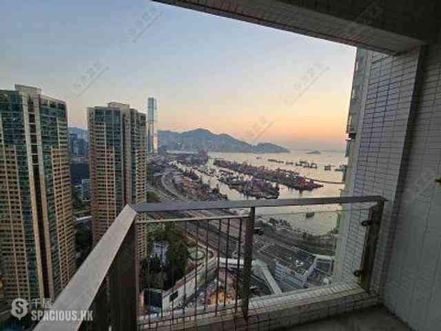 Tai Kok Tsui - Florient Rise 01