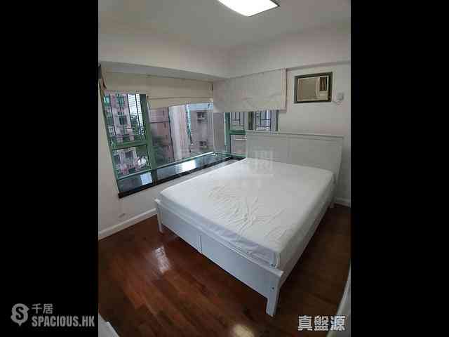 Wan Chai - Royal Court 03