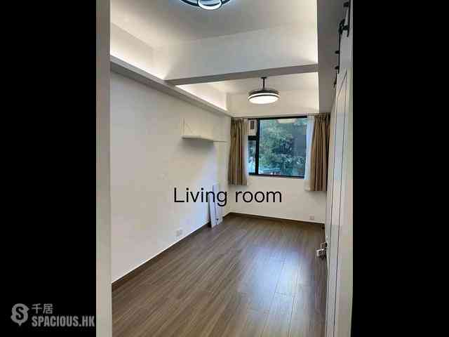 Poho - 138-142, Hollywood Road 01