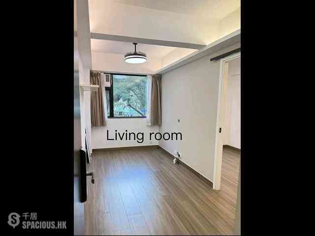 Poho - 138-142, Hollywood Road 02