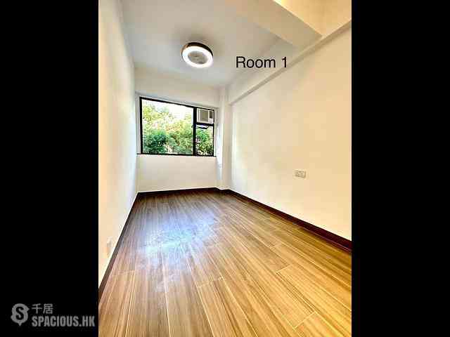 Poho - 138-142, Hollywood Road 04