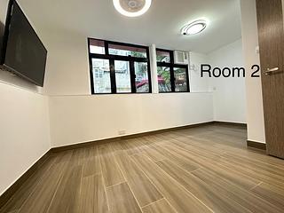 Poho - 138-142, Hollywood Road 07