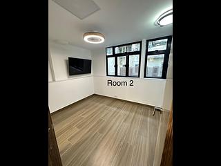 Poho - 138-142, Hollywood Road 08