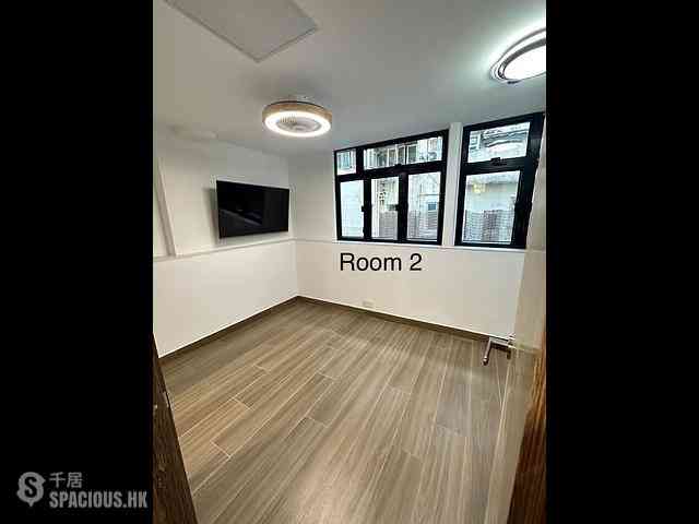 Poho - 138-142, Hollywood Road 08
