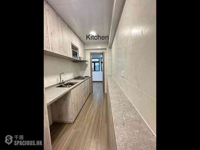 Poho - 138-142, Hollywood Road 13