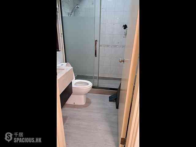 Wan Chai - Hay Wah Building Block B 04