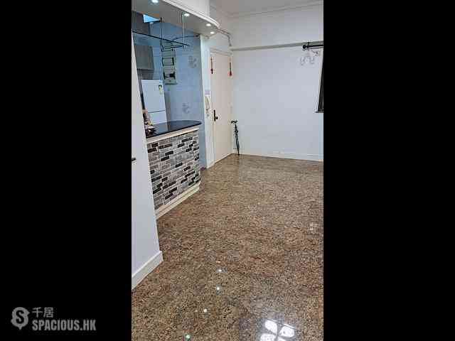 Wan Chai - Hay Wah Building Block B 06