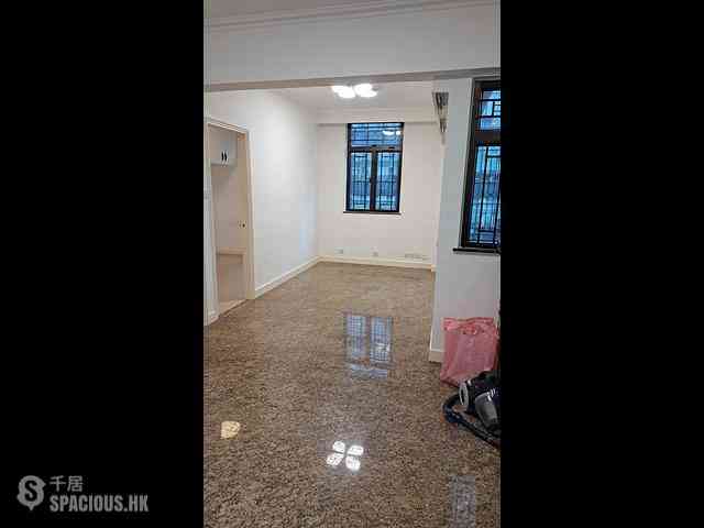 Wan Chai - Hay Wah Building Block B 09