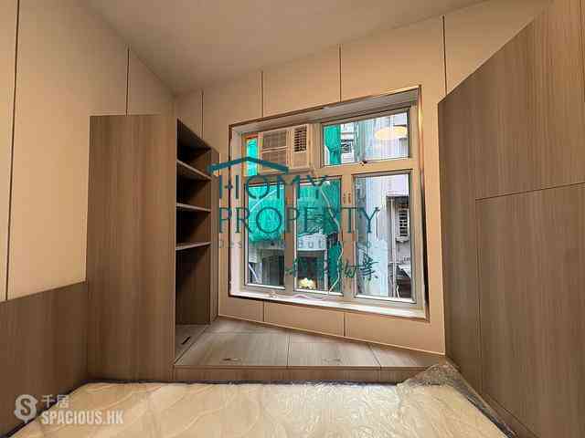 Soho - 20, Elgin Street 02