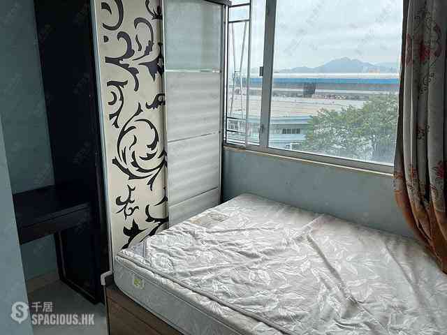 Sai Ying Pun - Fung Shing Building 06