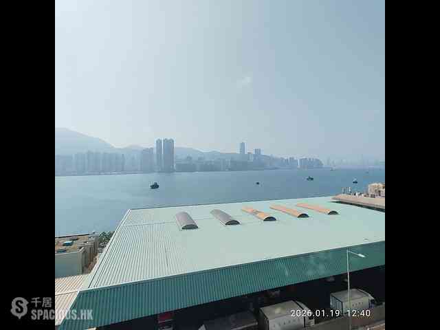 Yau Tong - The Coast Line 03