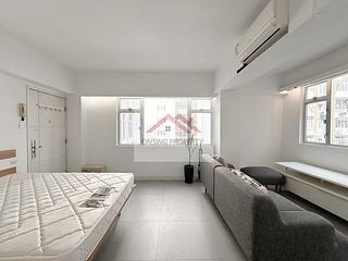 Wan Chai - Lok Ku House 04