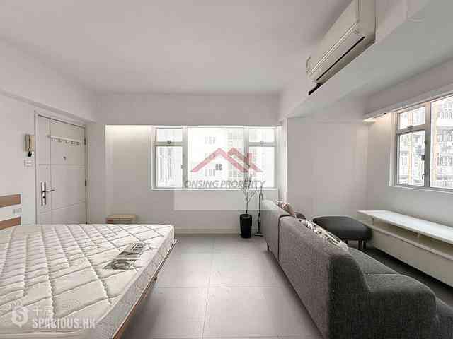 Wan Chai - Lok Ku House 04