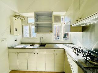 Leighton Hill - H & S Building 03