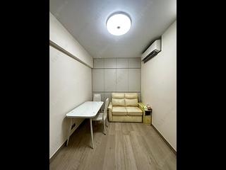 Wan Chai - Four Sea Mansion 02