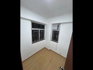 Mong Kok - Lauren Court 04